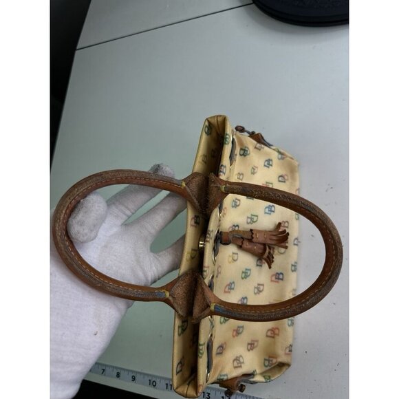DAMAGED - VTG Y2K Dooney & Bourke Coated Canvas Purse Pale Yellow (small) - Picture 8 of 16